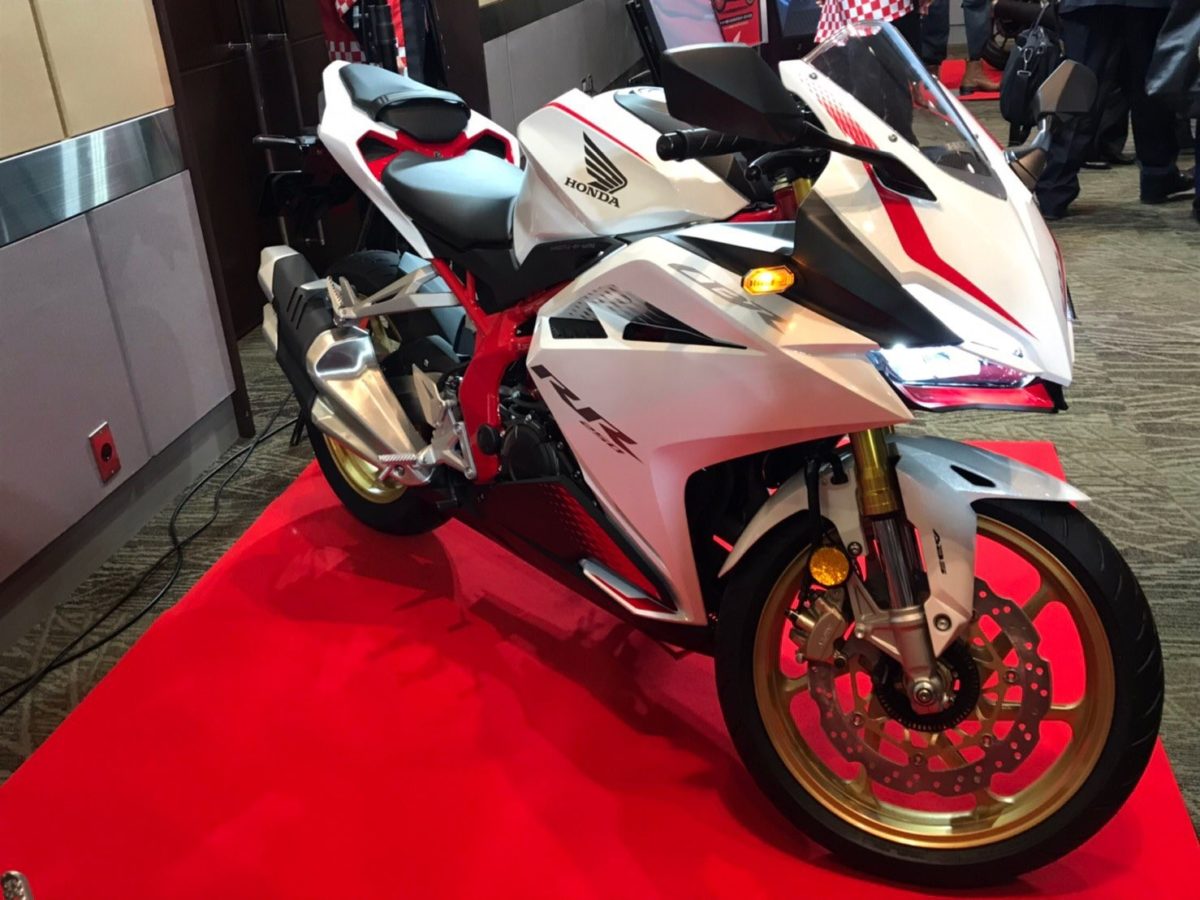 Leaked Pictures And Specs Of The Honda Cbr250rr